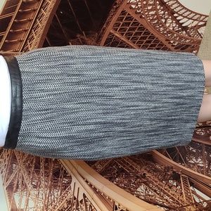 Black and White Straight Skirt with Faux Leather Waistband. Size 12 #2-0232